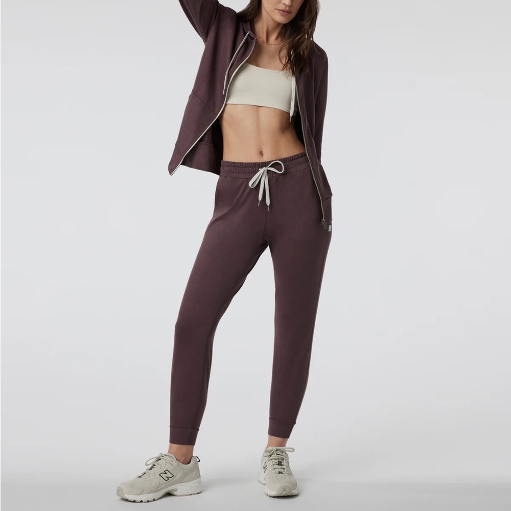 Vuori Performance Dreamknit Jogger